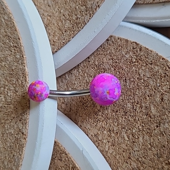 Belly button ring - Picture 1 of 1